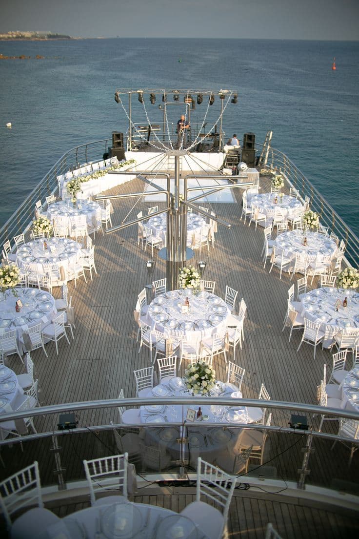 Luxury Riverfront Yacht Cruises
