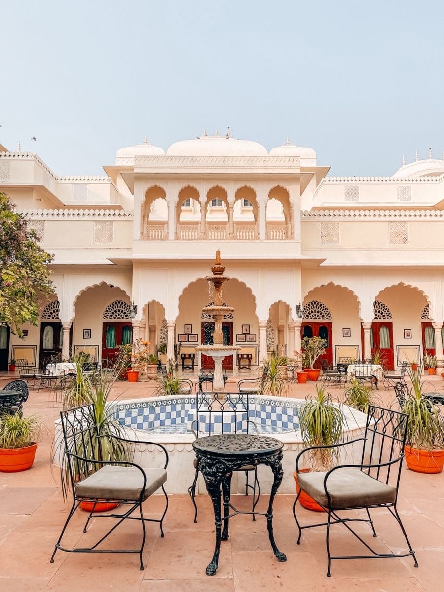 Palace Courtyards & Jharokhas