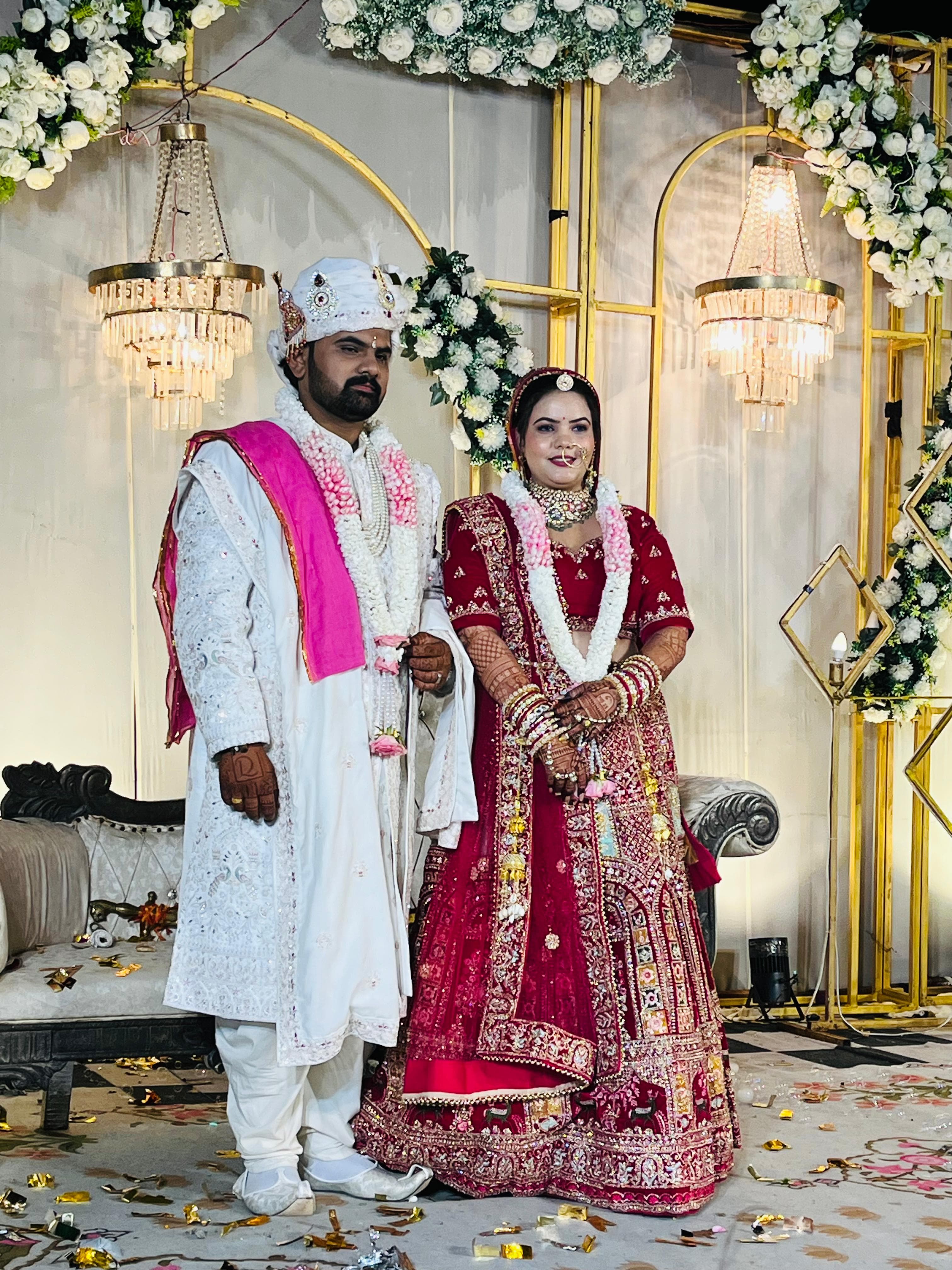Devendra & Leena - Photo 2